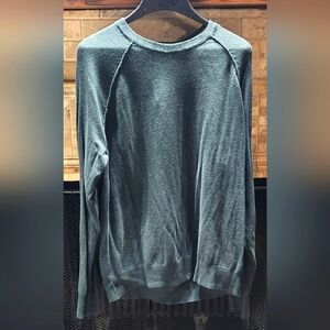 🌸 3/$25 🌸 Old Navy Distressed Sweater-Size L